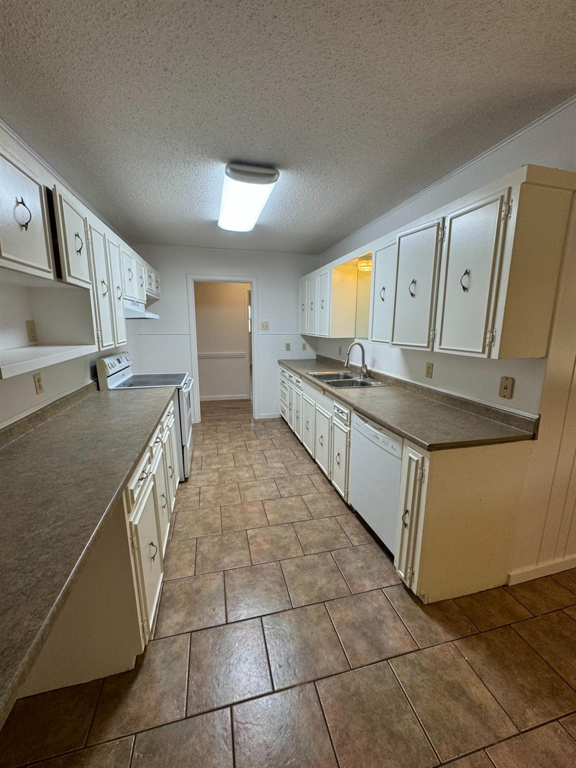 3215 37th Street Lubbock, TX 79413 - Photo 8 of 17 Photo 8