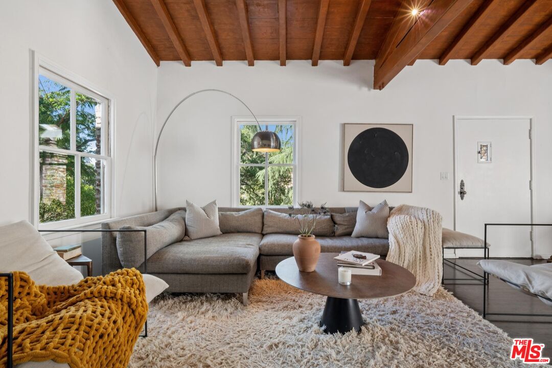 8420 La Tuna Canyon Road Sun Valley, CA 91352 - Photo 14 of 75