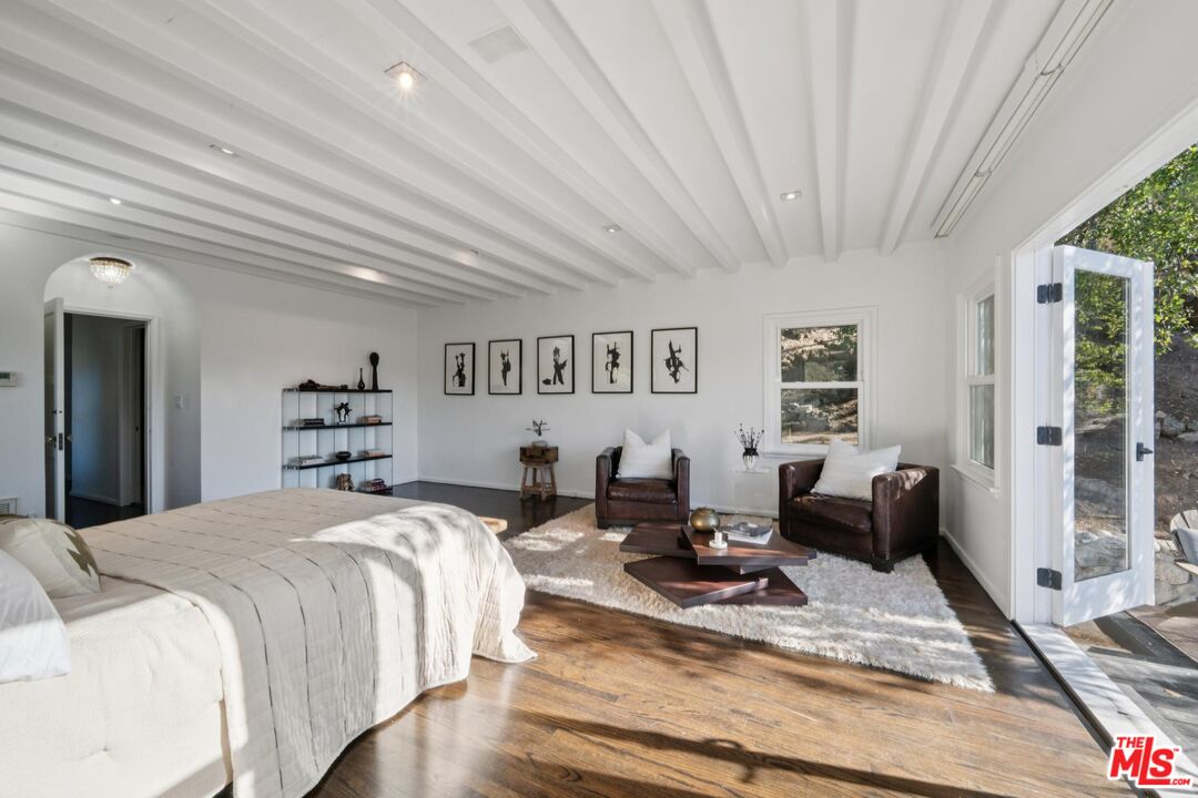 8420 La Tuna Canyon Road Sun Valley, CA 91352 - Photo 25 of 75