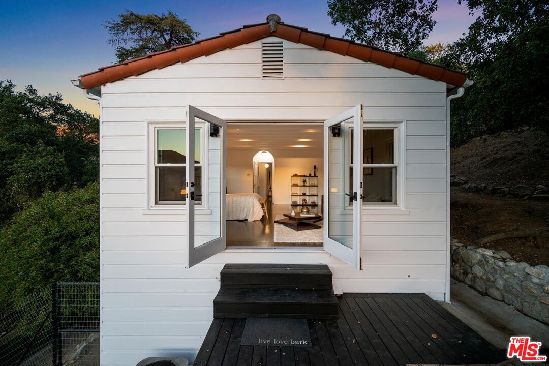 8420 La Tuna Canyon Road Sun Valley, CA 91352 - Photo 65 of 75