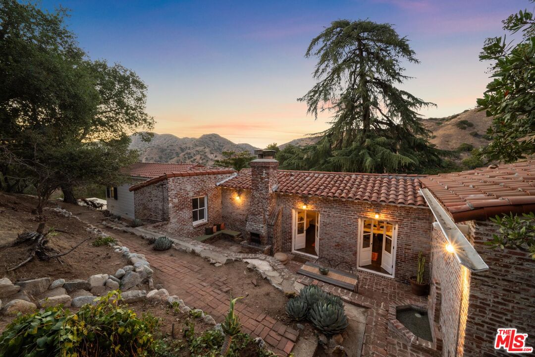 8420 La Tuna Canyon Road Sun Valley, CA 91352 - Photo 66 of 75