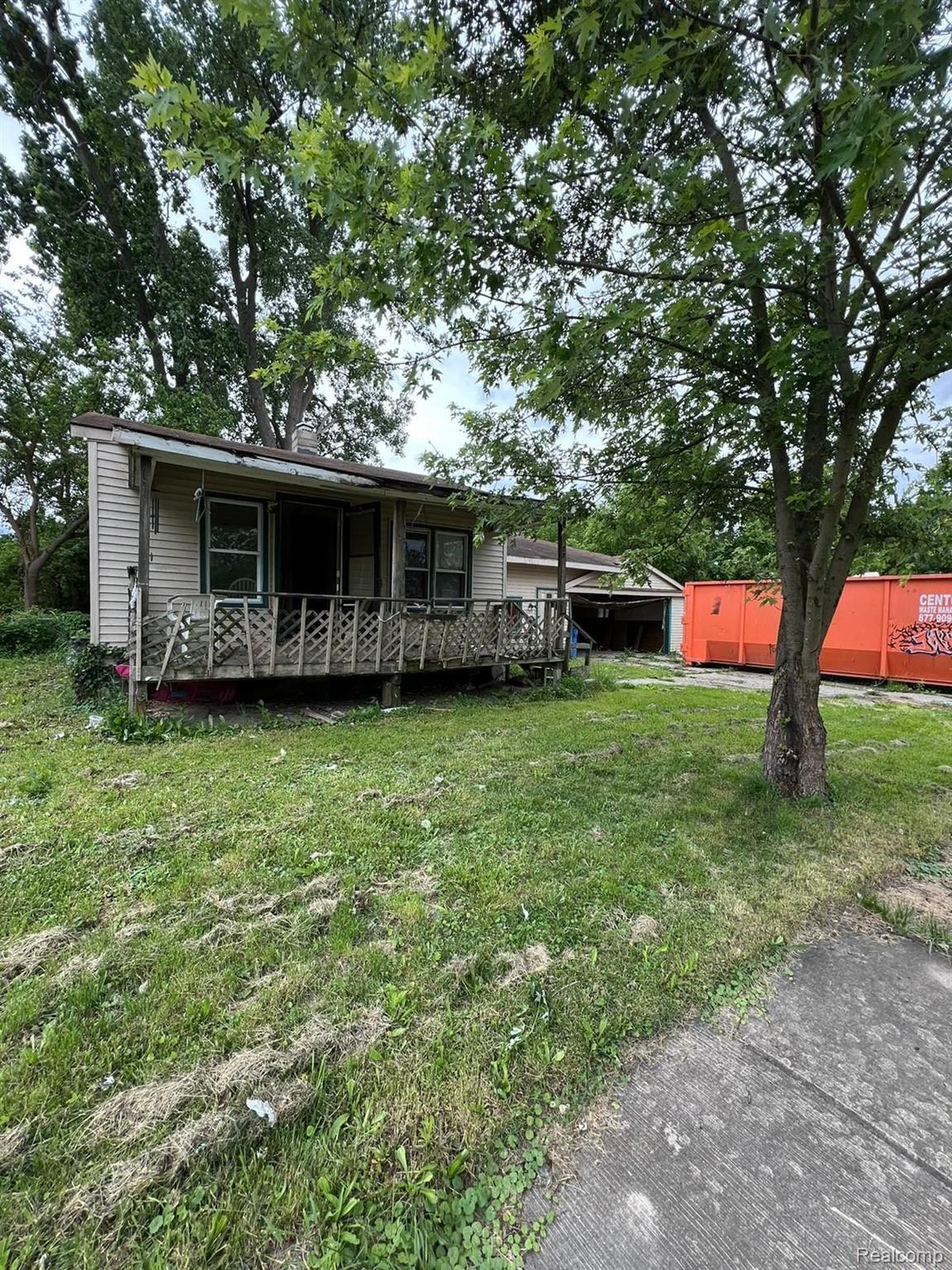 28601 Beechnut Street Inkster, MI 48141 - Photo 2 of 7 Fron Exterior