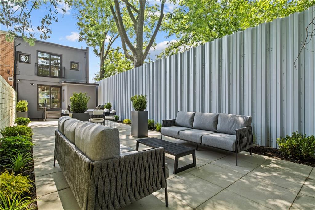 401 18th Street Brooklyn, NY 11215 - Photo 3 of 17 a building outdoor space with patio furniture