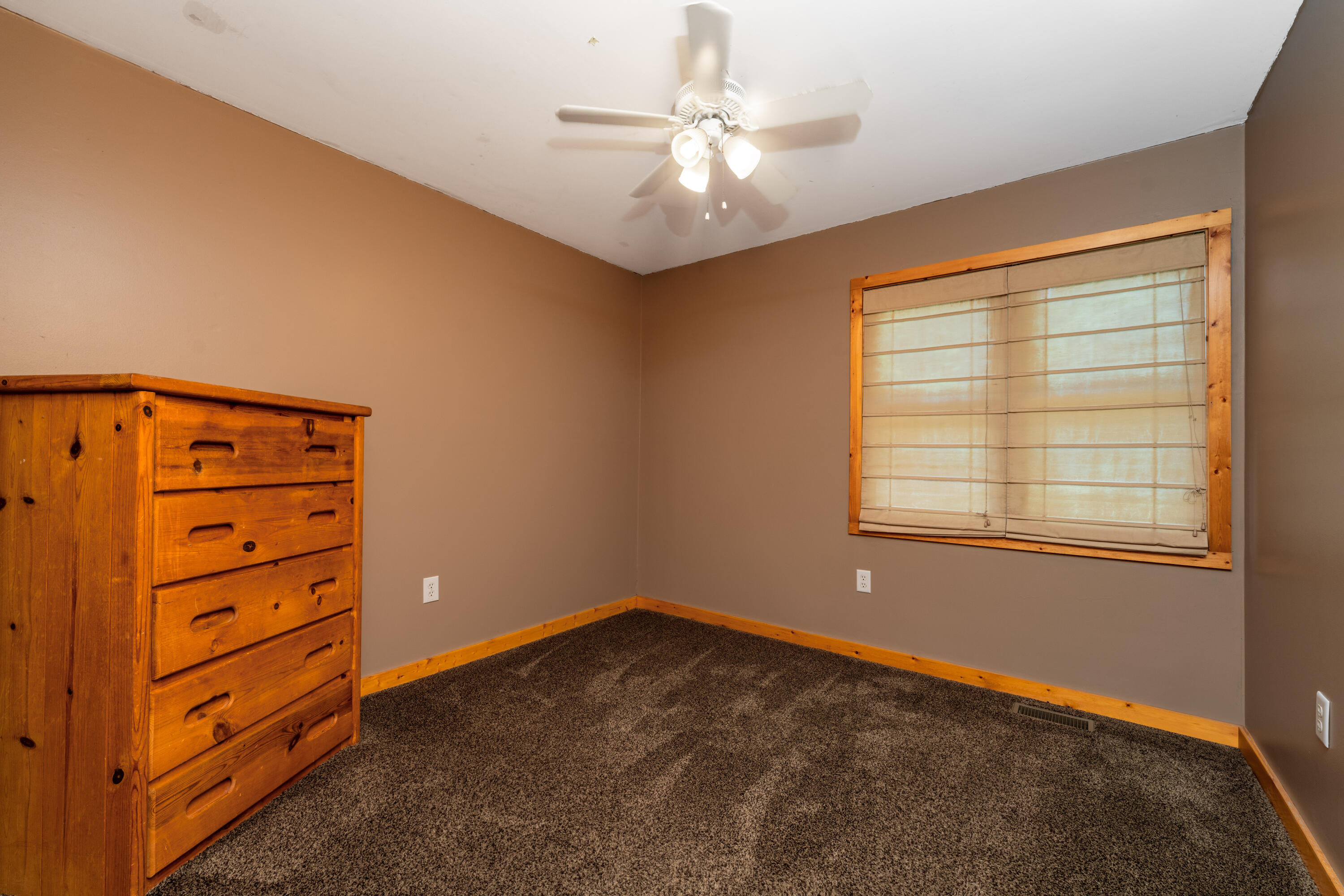 2330 East Baseline Road Plainwell, MI 49080 - Photo 14 of 32 DSC05809