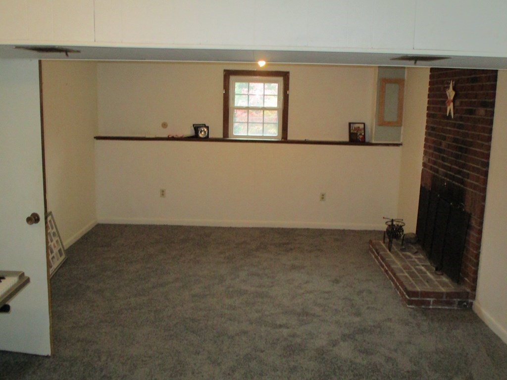 3 Hilary Road Billerica, MA 01821 - Photo 20 of 28 Gallery Image 20