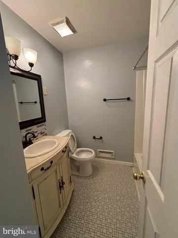 $3,200 | 20 Lamp Post Lane, Cherry Hill, NJ 08003