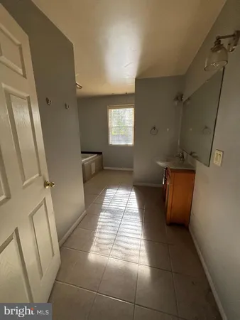 $3,200 | 20 Lamp Post Lane, Cherry Hill, NJ 08003