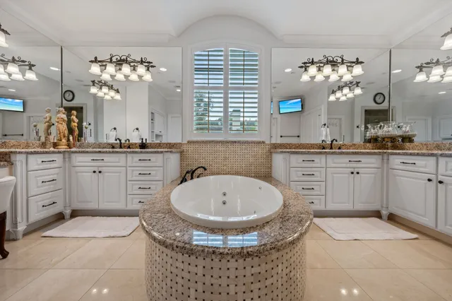 $1,899,000 | 4511 Merrie Lane, Bellaire, TX 77401