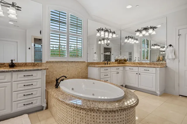 $1,899,000 | 4511 Merrie Lane, Bellaire, TX 77401