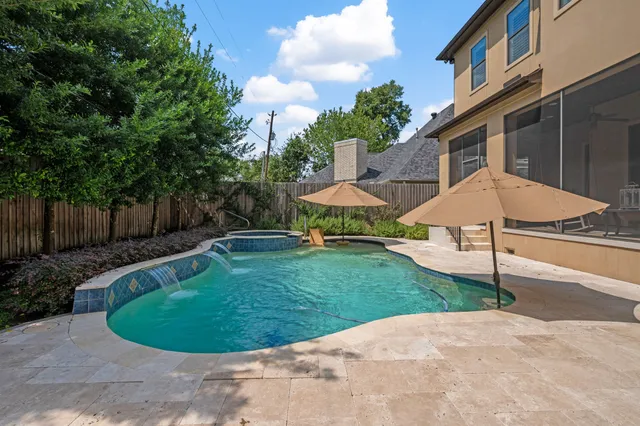 $1,899,000 | 4511 Merrie Lane, Bellaire, TX 77401