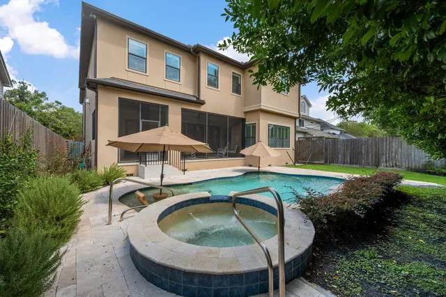 $1,899,000 | 4511 Merrie Lane, Bellaire, TX 77401