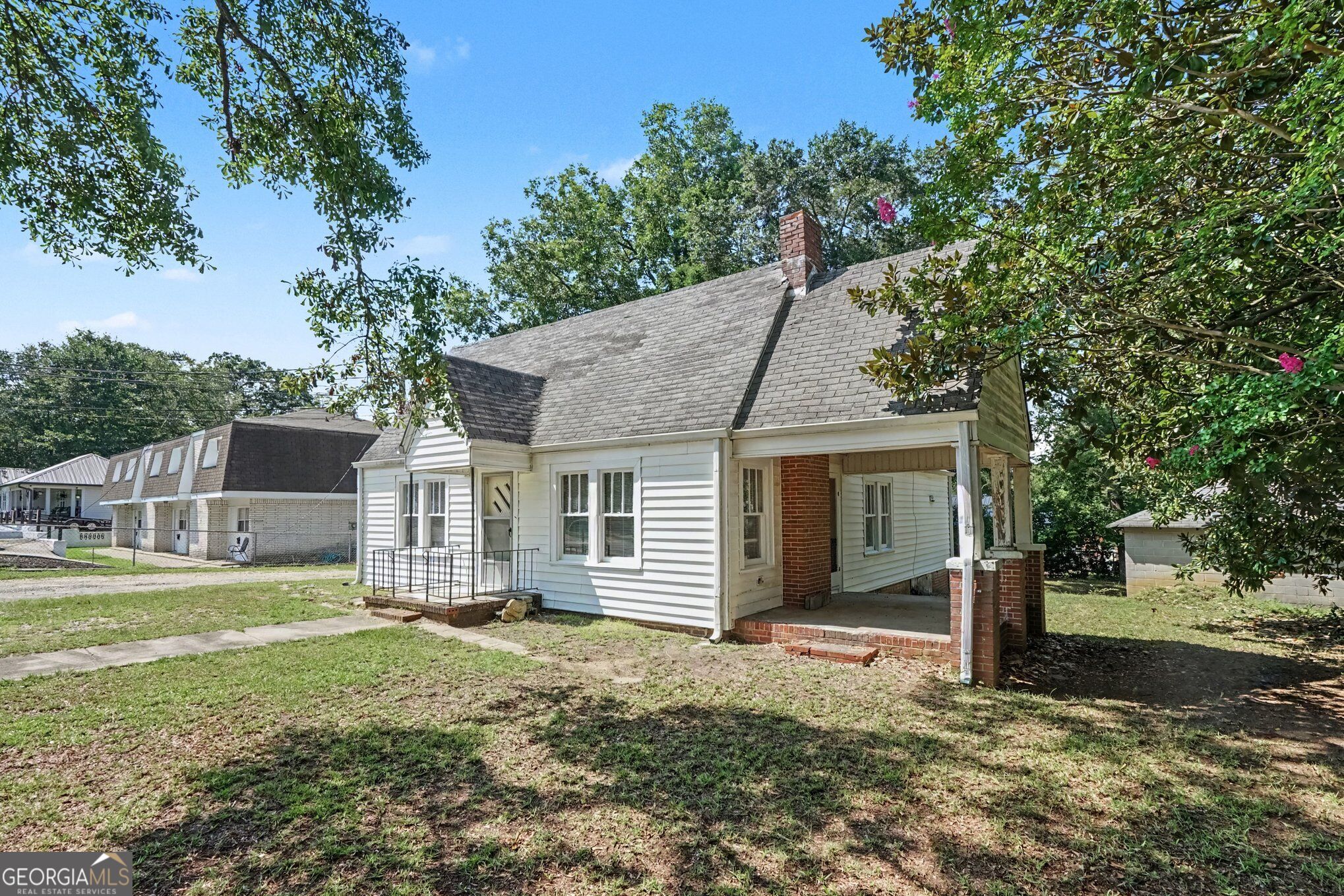 185 Bellview Street Winder, GA 30680 - Photo 4 of 27 Gallery Image 4