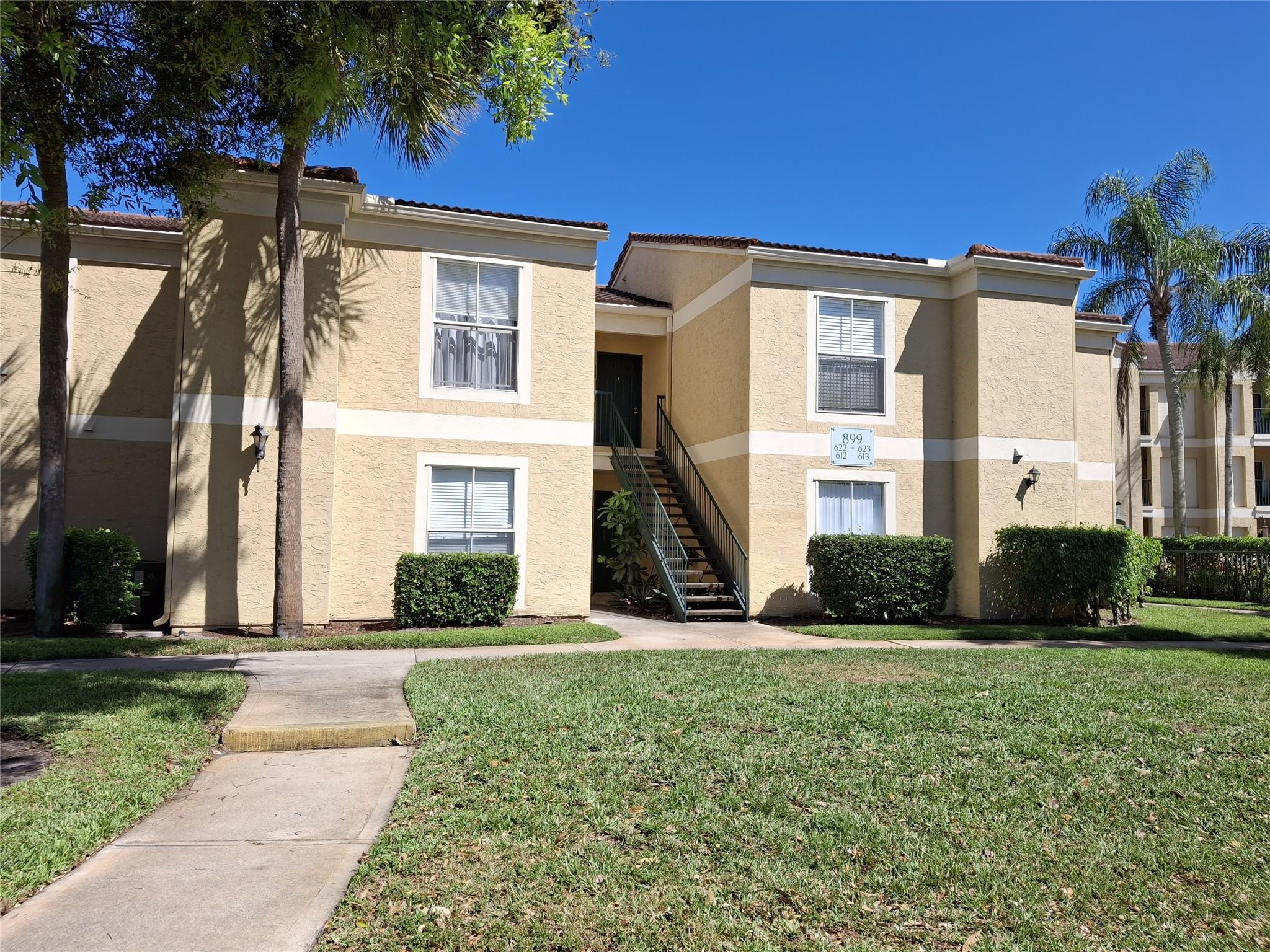 899 Riverside Drive, Unit 613 Coral Springs, FL 33071 - Photo 4 of 30 Photo 3
