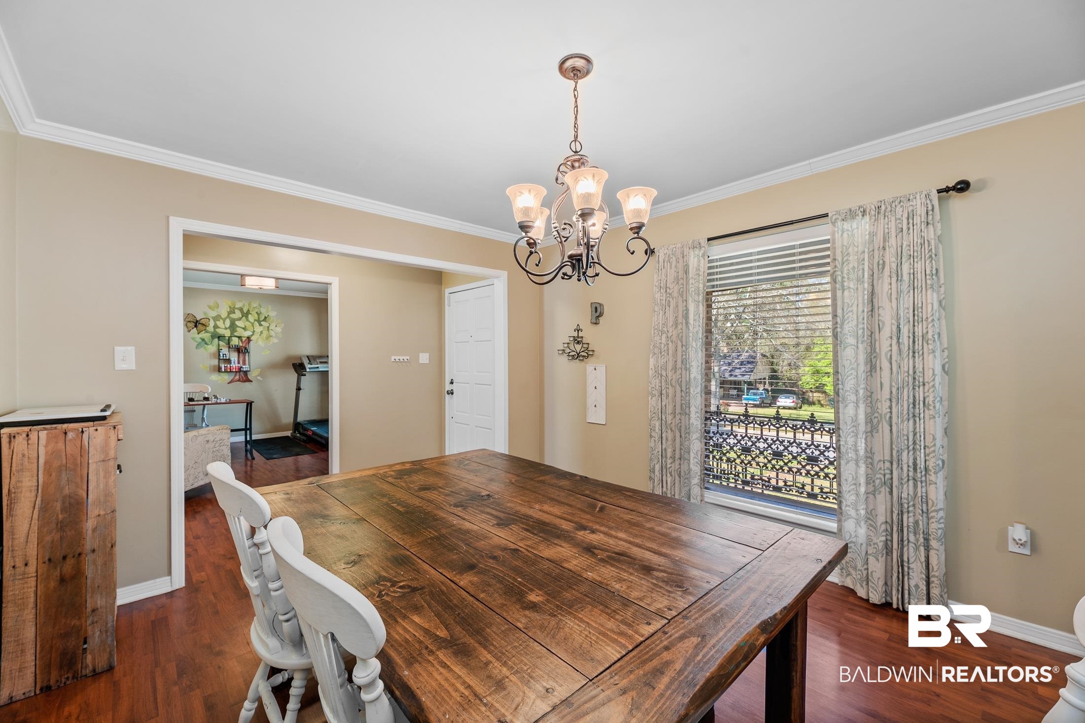 176 Ridgewood Drive Daphne, AL 36526 - Photo 9 of 32 Dining 2