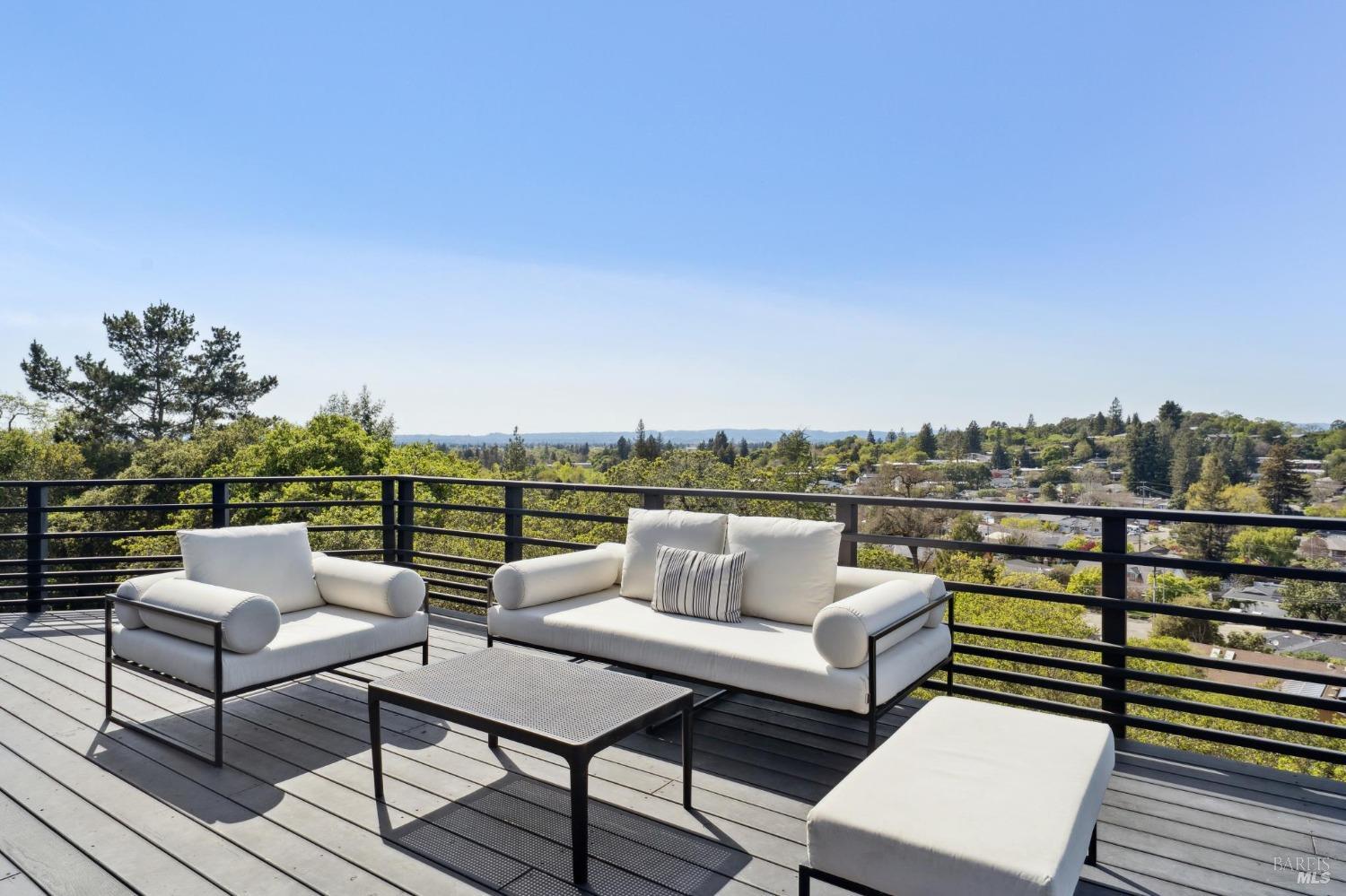 3485 Ridgeview Drive Santa Rosa, CA 95404 - Photo 45 of 63 a view of a terrace with couches