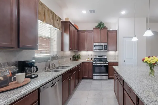 $475,000 | 8506 Ivy Curl, Schertz, TX 78154