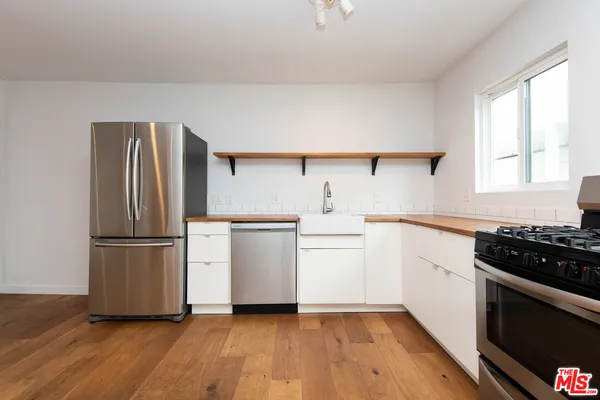 $3,495 | 3933 Marathon Street, Unit 205B, Los Angeles, CA 90029