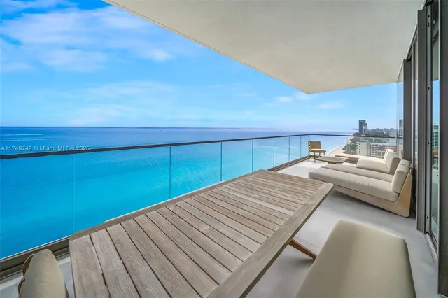 $22,500 | 2000 South Ocean Drive, Unit 22B, Hallandale Beach, FL 33009