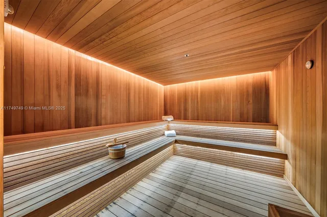 $22,500 | 2000 South Ocean Drive, Unit 22B, Hallandale Beach, FL 33009