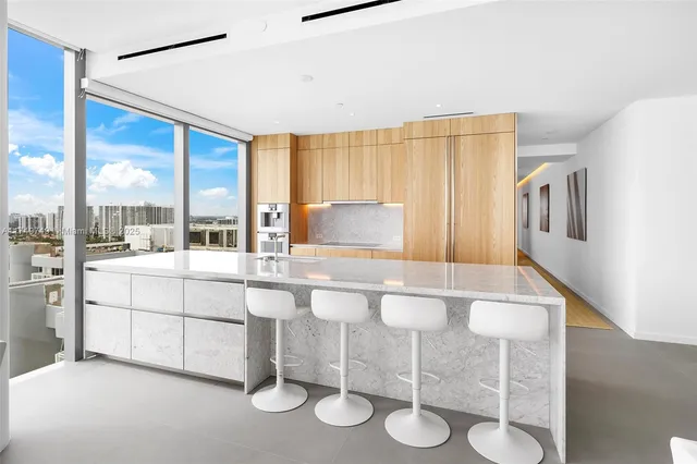 $22,500 | 2000 South Ocean Drive, Unit 22B, Hallandale Beach, FL 33009