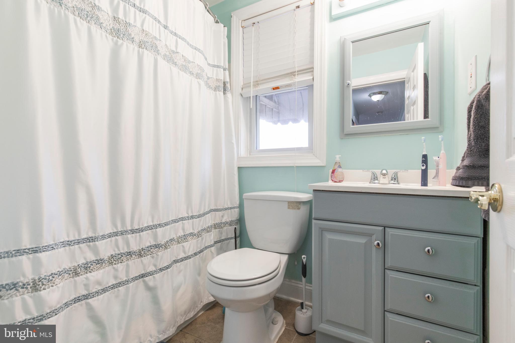 39 Pleasant Road Broomall, PA 19008 - Photo 13 of 24 Gallery Image 13