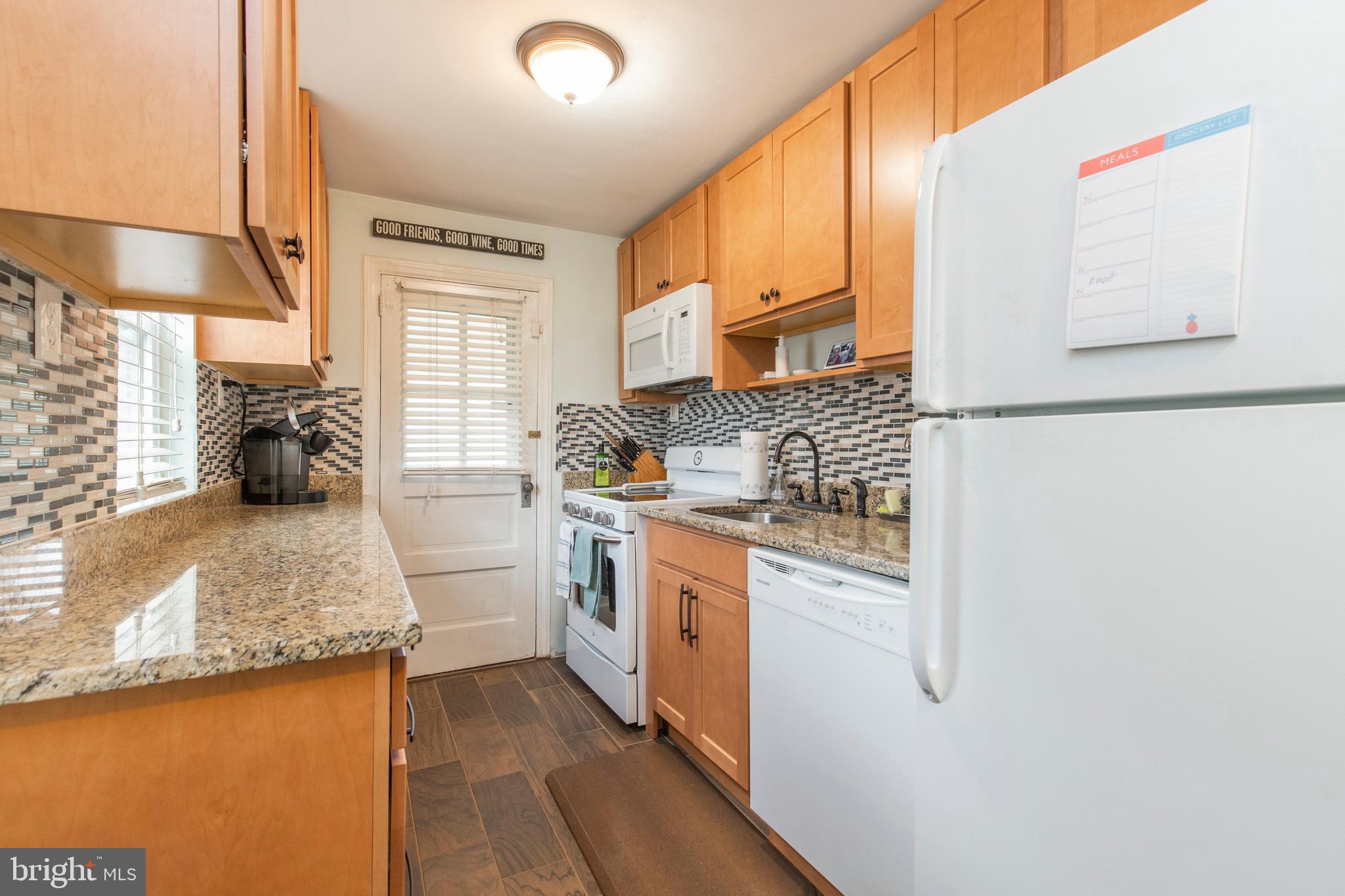 39 Pleasant Road Broomall, PA 19008 - Photo 6 of 24 Gallery Image 6