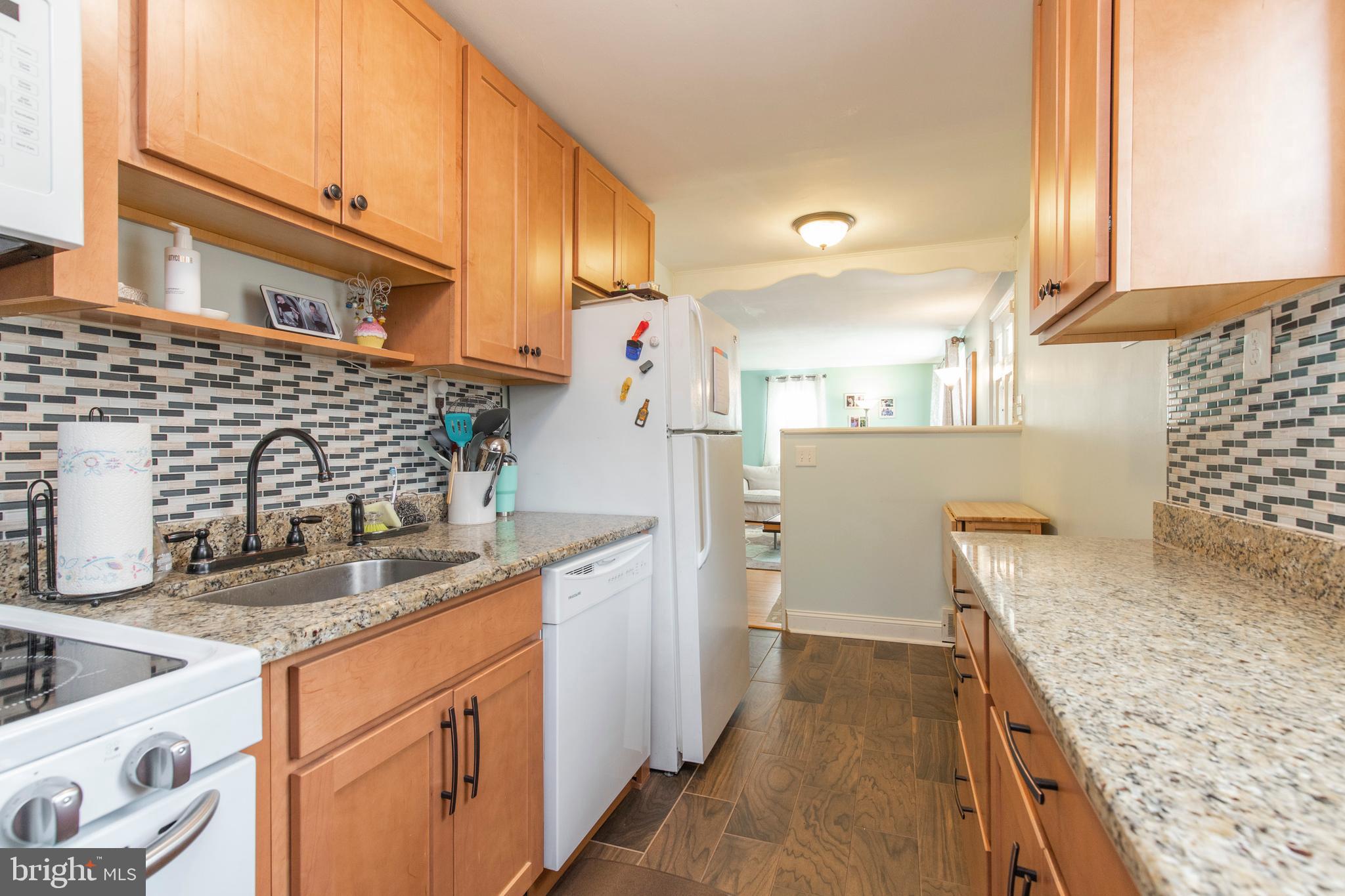 39 Pleasant Road Broomall, PA 19008 - Photo 7 of 24 Gallery Image 7