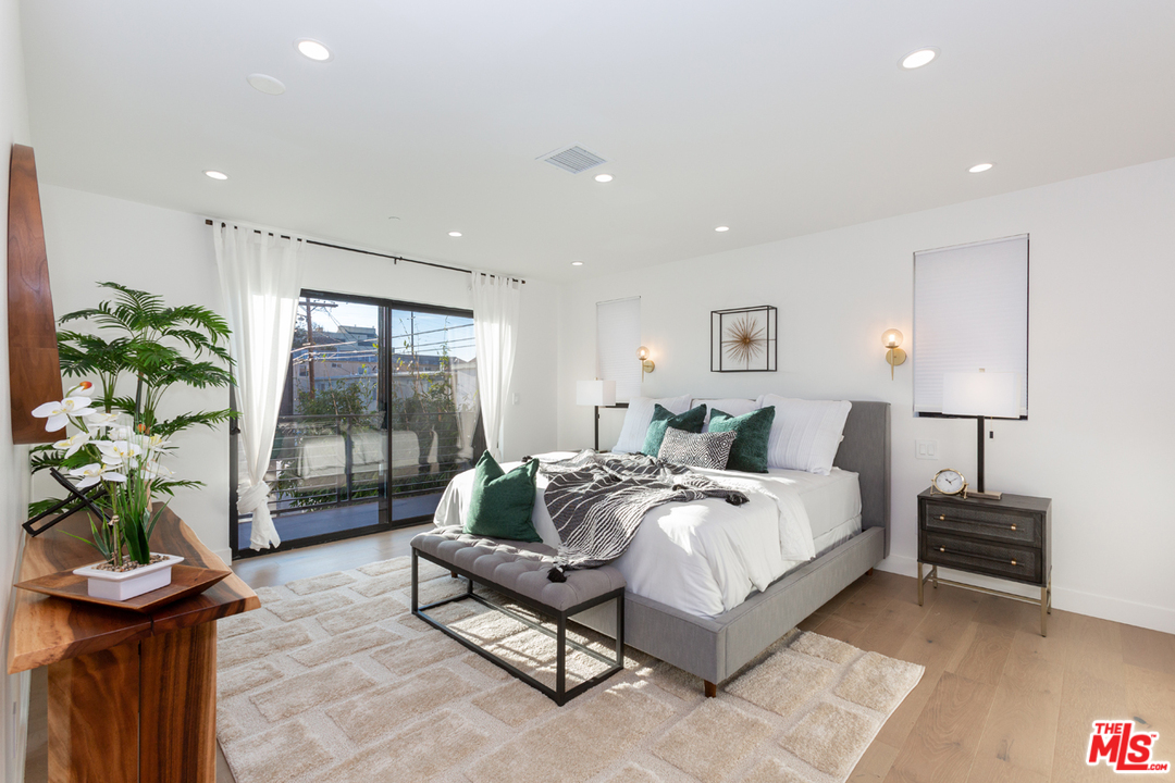 2415 Glyndon Avenue Venice, CA 90291 - Photo 15 of 35