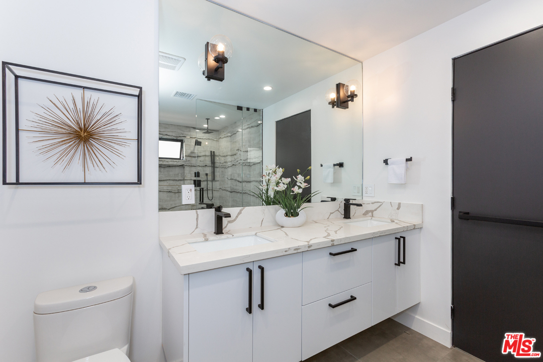 2415 Glyndon Avenue Venice, CA 90291 - Photo 22 of 35