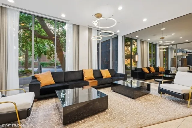 $3,300 | 1255 North Sandburg Terrace, Unit 503, Chicago, IL 60610