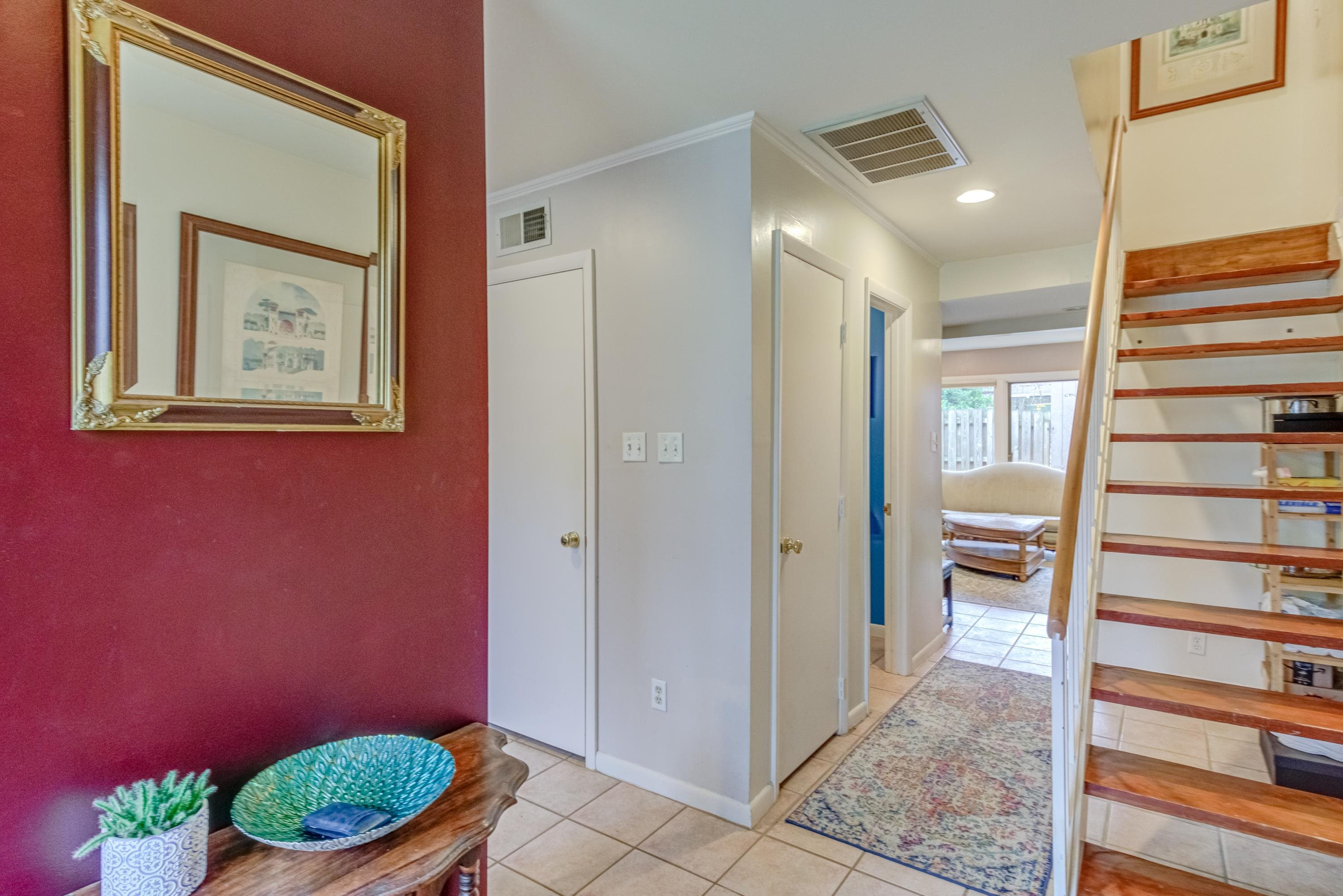 1758 Quail Ridge Road Raleigh, NC 27609 - Photo 4 of 37 Photo 4