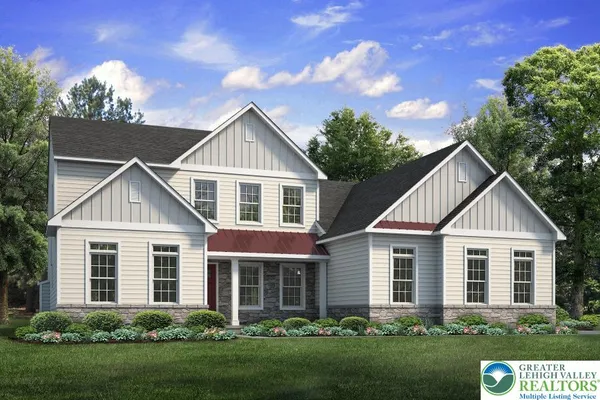 a view of a yard in front of house