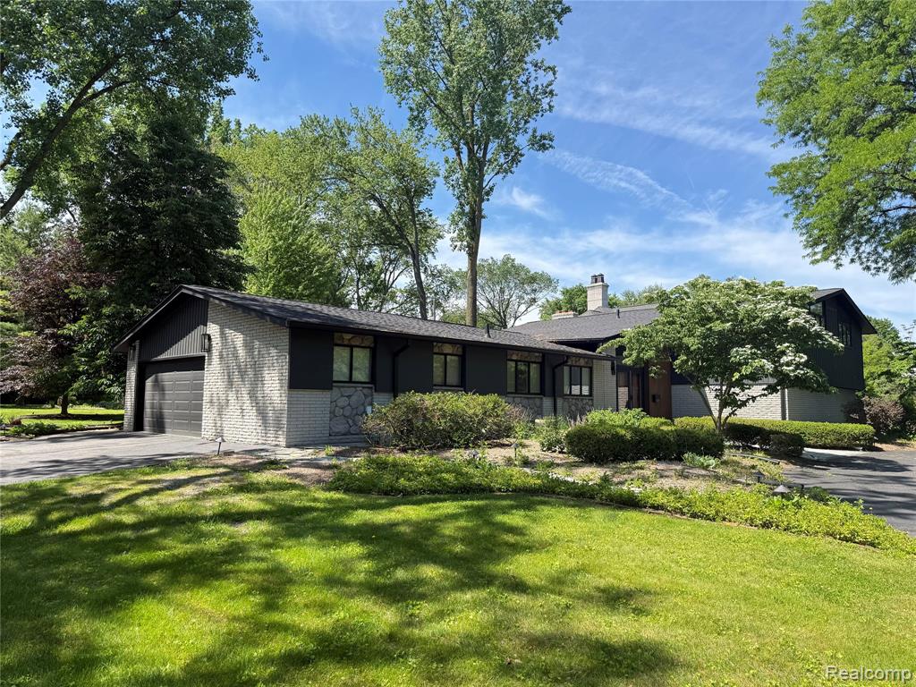 1429 Quarton Road Birmingham, MI 48009 - Photo 2 of 51