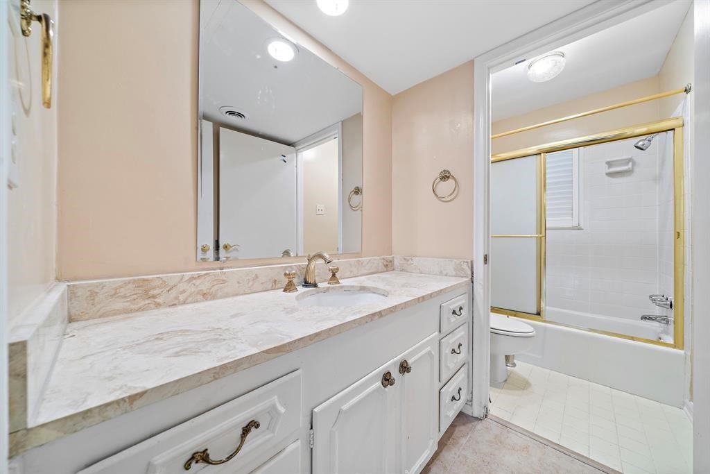 7600 Burgoyne Road, Unit 138 Houston, TX 77063 - Photo 12 of 21