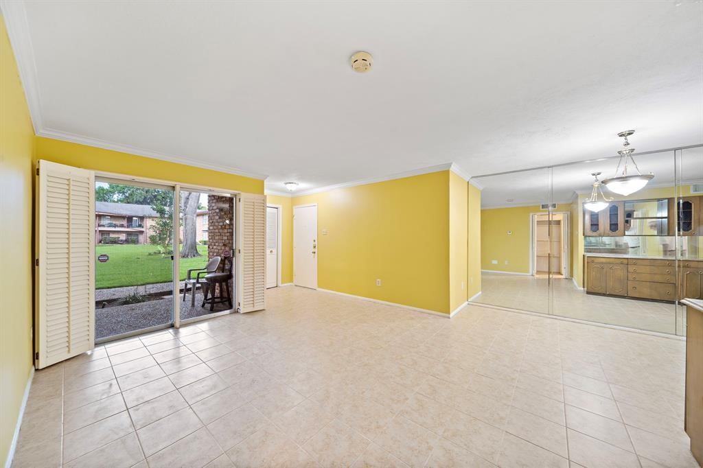 7600 Burgoyne Road, Unit 138 Houston, TX 77063 - Photo 3 of 21