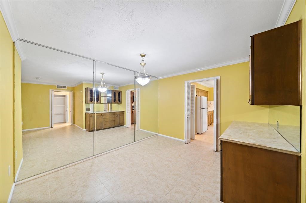 7600 Burgoyne Road, Unit 138 Houston, TX 77063 - Photo 4 of 21