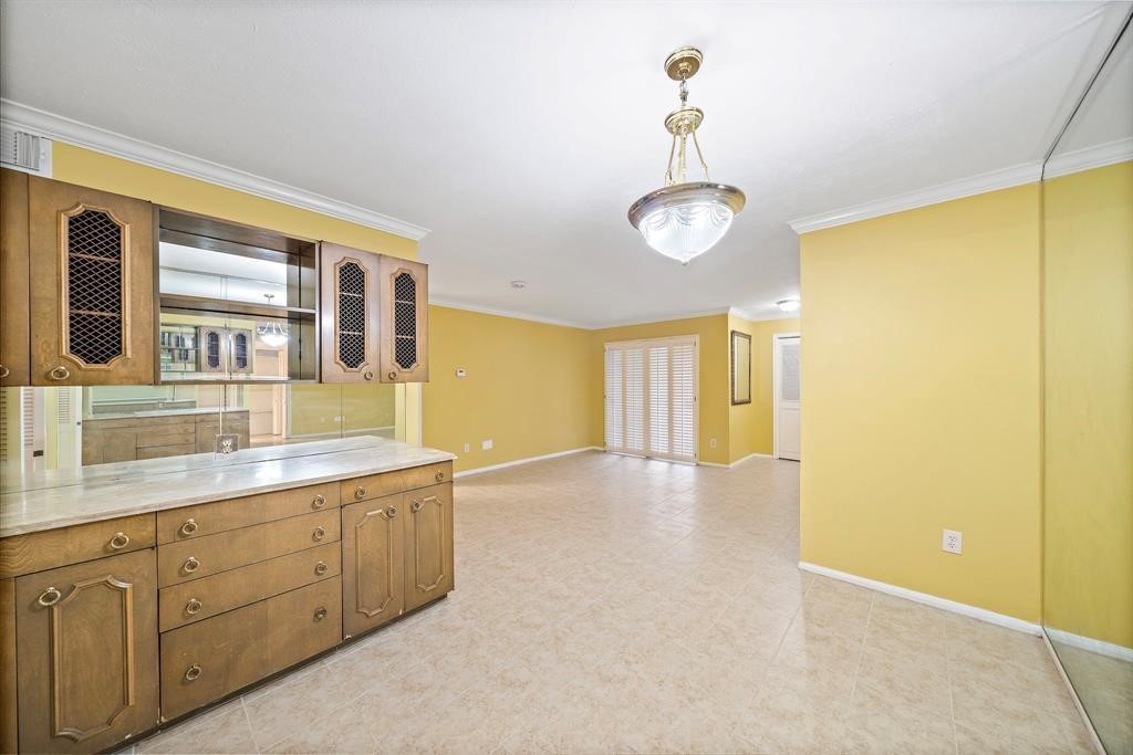 7600 Burgoyne Road, Unit 138 Houston, TX 77063 - Photo 6 of 21