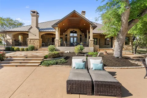 $2,100,000 | 220 Escalera Parkway, Georgetown, TX 78628