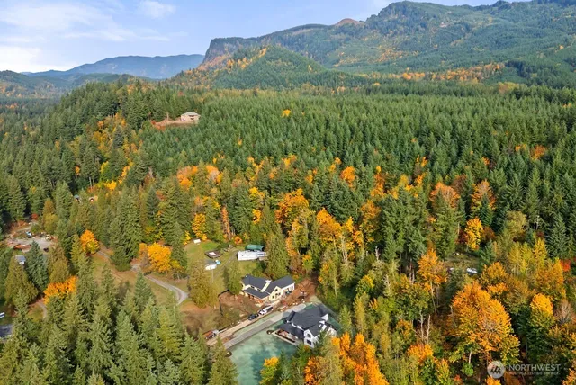 $1,495,000 | 40440 306th Avenue Southeast, Enumclaw, WA 98022