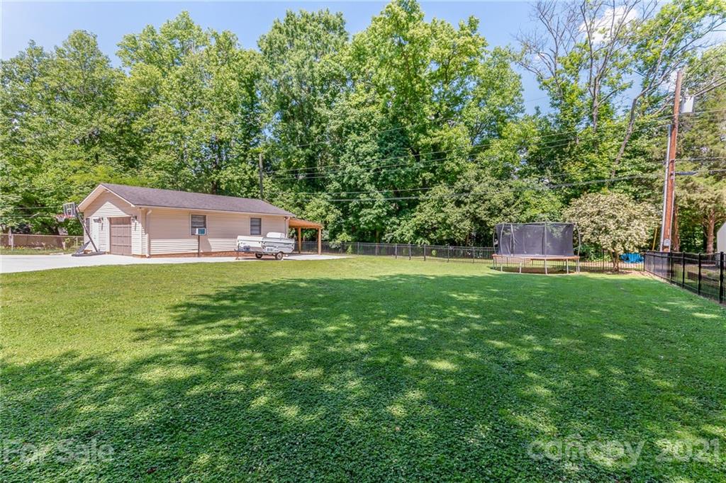 214 Rutledge Avenue Southwest Concord, NC 28025 - Photo 5 of 26 Gallery Image 5