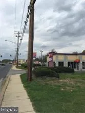 a front view of house with yard