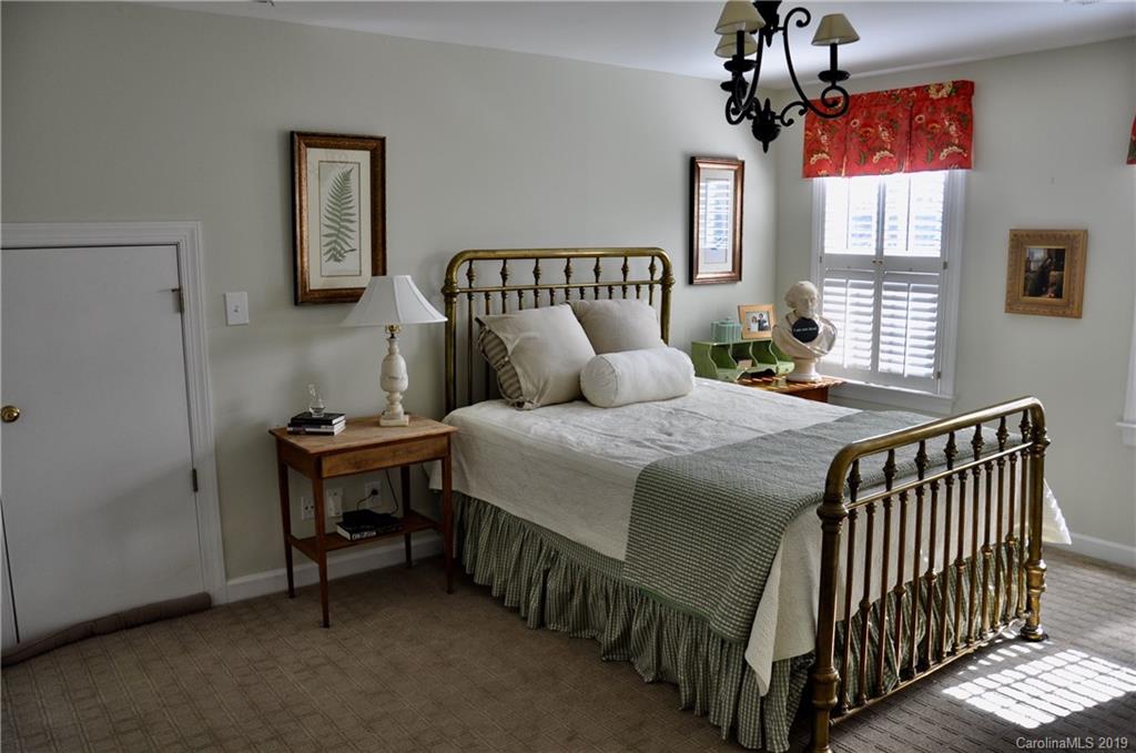2853 Sharon View Road Charlotte, NC 28210 - Photo 7 of 8