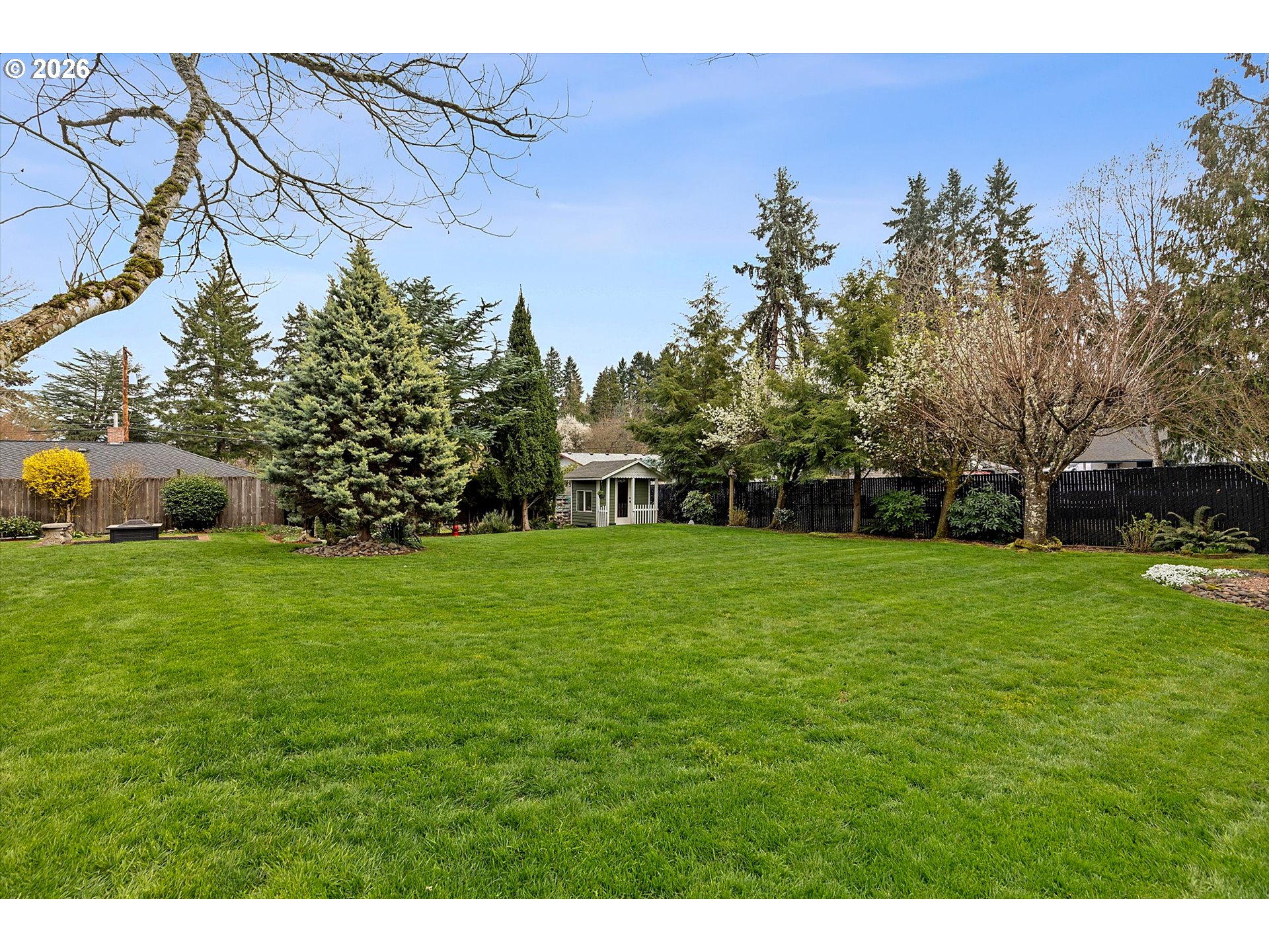 10540 Southwest Errol Street Tigard, OR 97223 - Photo 39 of 47 a view of a garden
