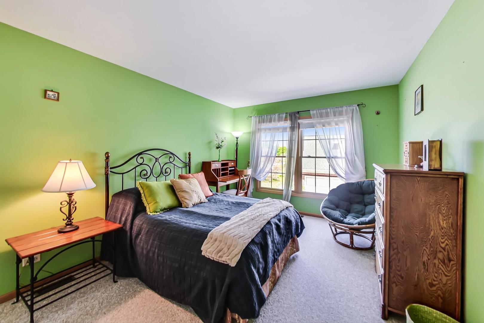 1117 South Elmhurst Road Wheeling, IL 60090 - Photo 19 of 28