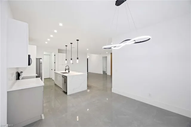 a view of empty room with window