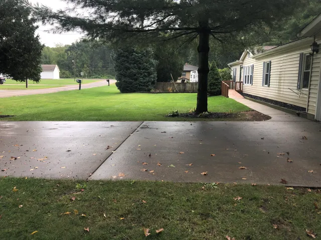 $215,000 | 4262 Arrow Wood Curve, Benton Harbor, MI 49022