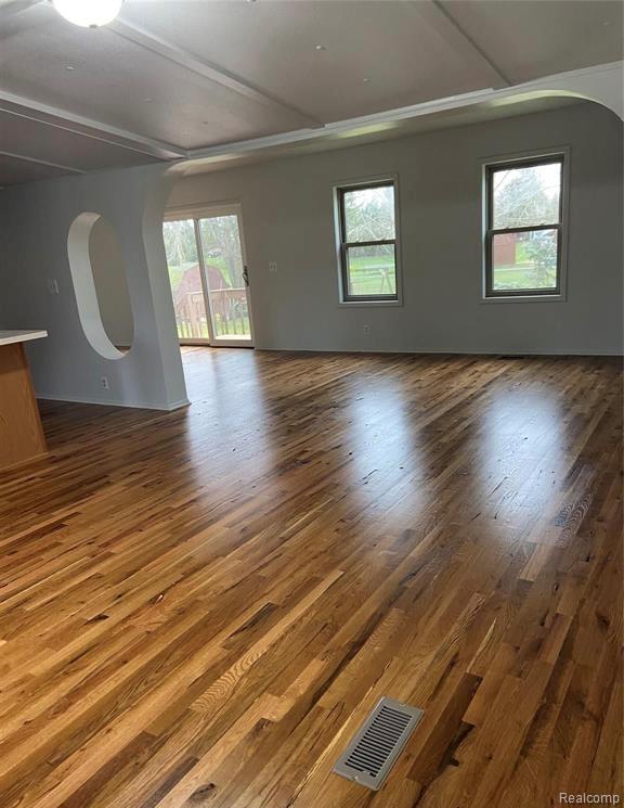 5275 Lippincott Road Lapeer, MI 48446 - Photo 3 of 24
