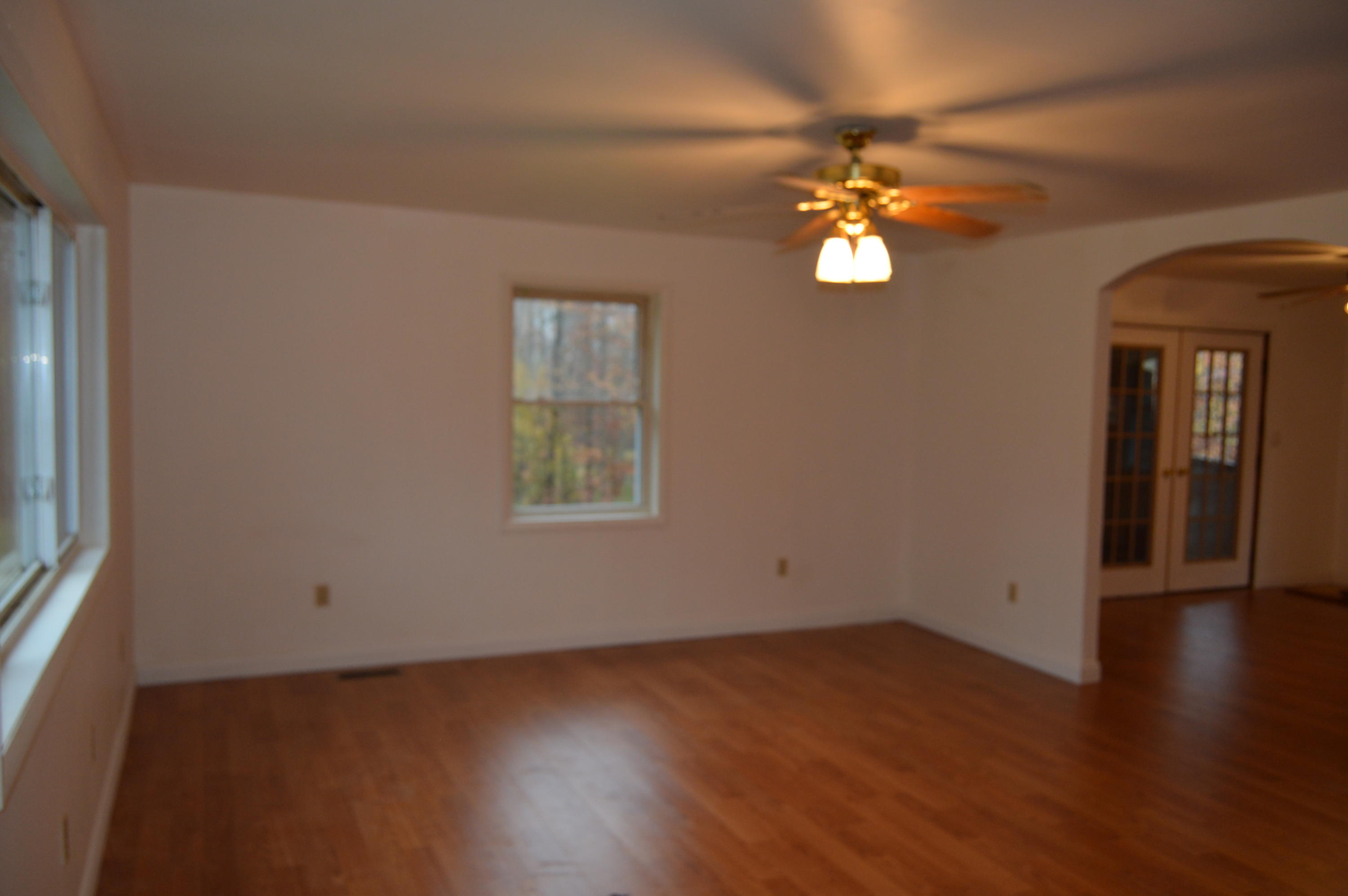 430 Bowling Road Robbins, TN 37852 - Photo 4 of 31 DSC_0687