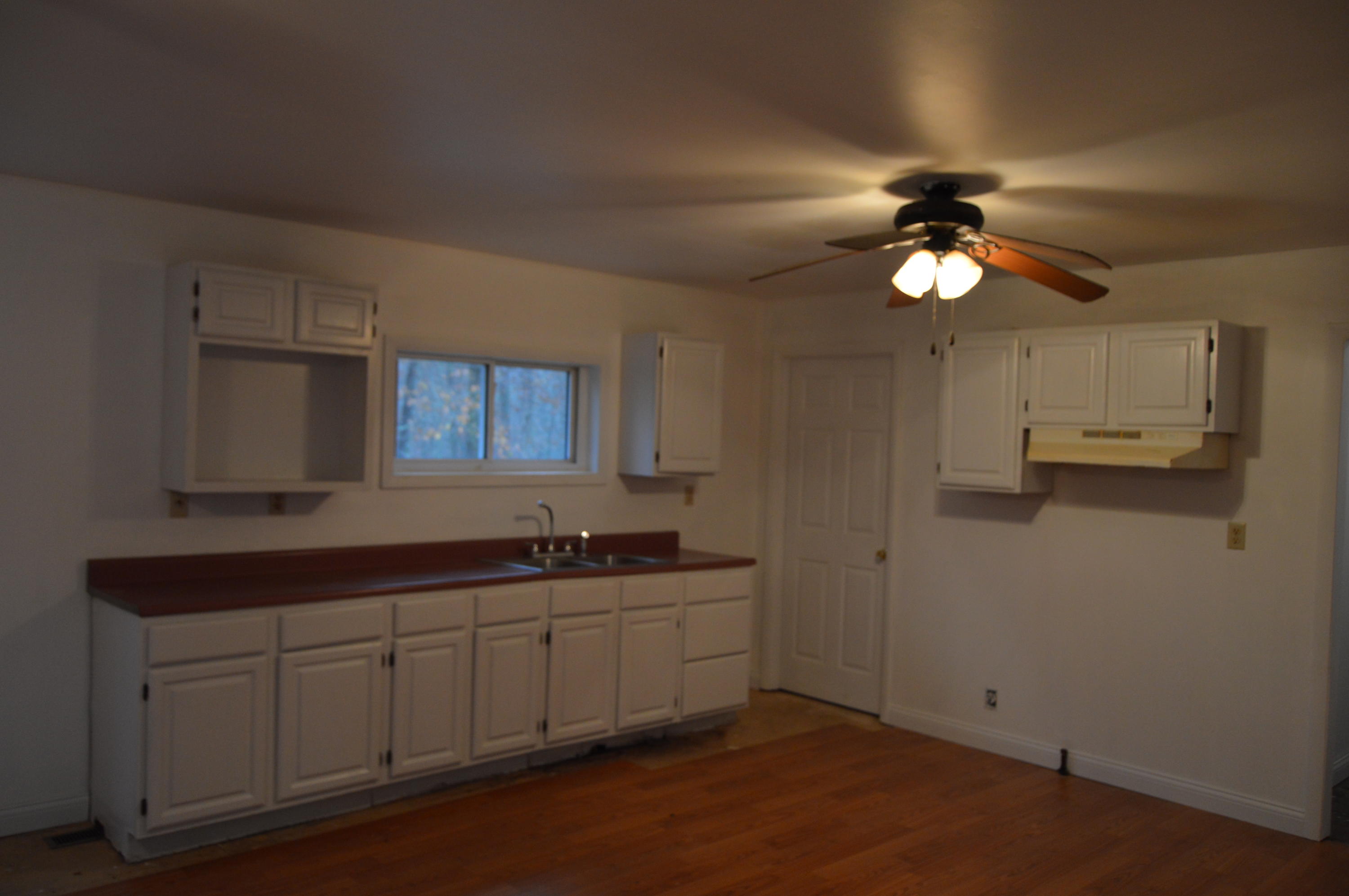 430 Bowling Road Robbins, TN 37852 - Photo 7 of 31 DSC_0699