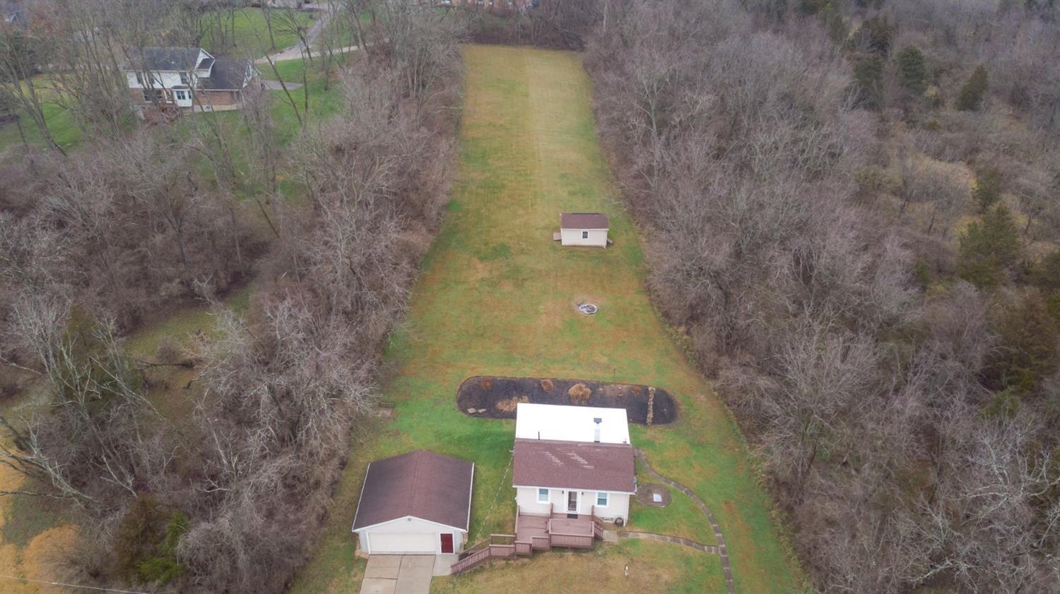 5506 Hubble Road Cincinnati, OH 45247 - Photo 4 of 29